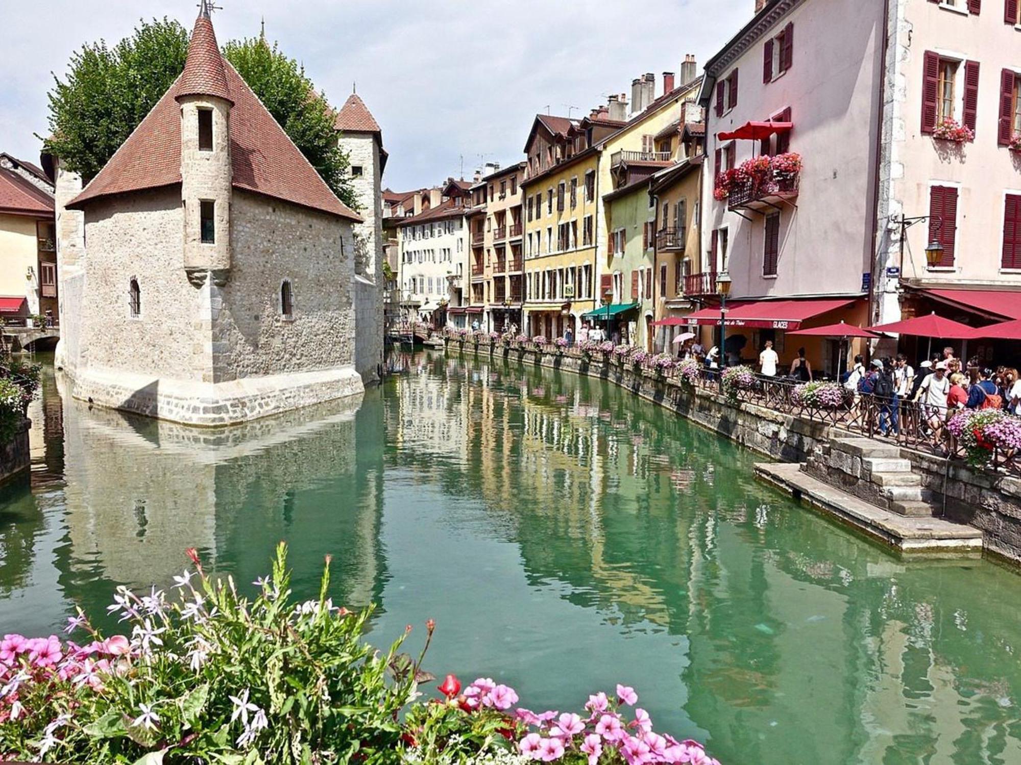 T1 Confortable A 2 Pas Du Centre D'Annecy Avec Parking Et Terrasse - Fr-1-432-44 Buitenkant foto